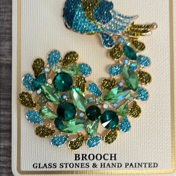 Piper K | Peacock Brooch - Picture 4 of 5